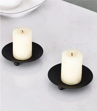 Metal candle holder