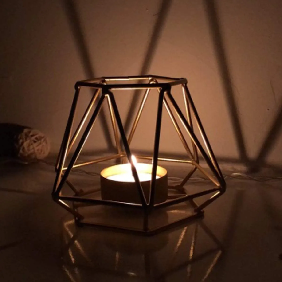 &lt;trp-post-container data-trp-post-id=&#039;701&#039;&gt;Modern Metal Tealight Holders - Simple Elegance&lt;/trp-post-container&gt;
